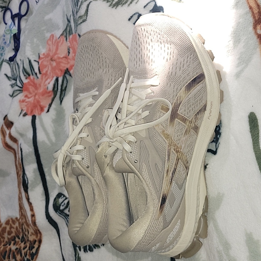 Asics Sneakers